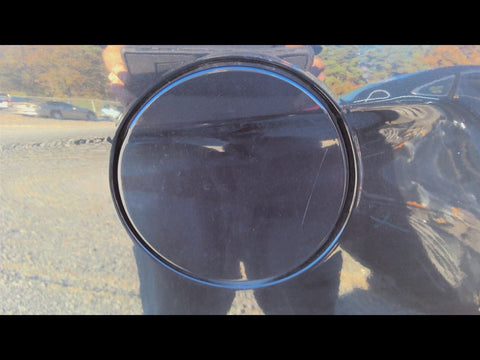TAURUS    2011 Fuel Filler Door 4786550