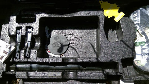 ROVER SPT 2013 Jack 348512 AND TOOLS!0