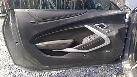 CAMARO    2016 Front Door Trim Panel 3608650