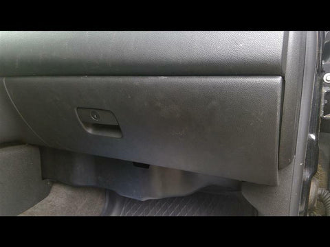 YUKON     2009 Glove Box 3293730