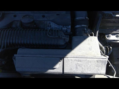 Air Cleaner S60 T5 5 Cylinder Fits 12-13 VOLVO 60 SERIES 3359820