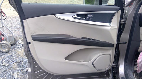 NAUTILUS  2020 Front Door Trim Panel 4562930