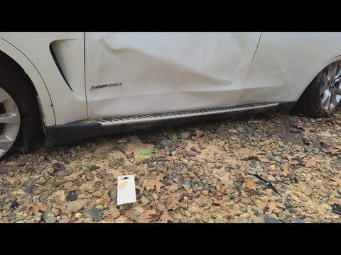 X5        2015 Rocker Panel Moulding 4705280