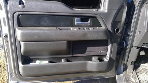 F150      2014 Front Door Trim Panel 3581590