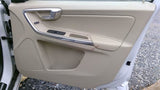 XC60      2015 Front Door Trim Panel 4588810