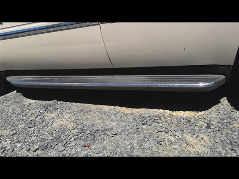 ESCALADE  2009 Running Board 473338  ONE SIDE ONLY!0