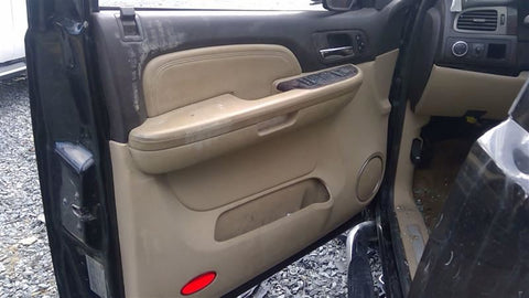 DENALI PU 2008 Front Door Trim Panel 460558