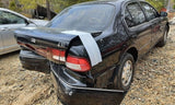 I30       1999 Front Door Trim Panel 3489024