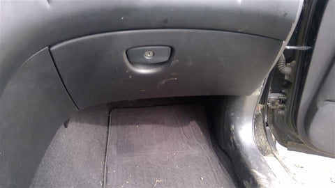 QX50      2017 Glove Box 463175