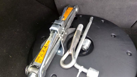 EX35      2012 Jack 463502 AND TOOLS!