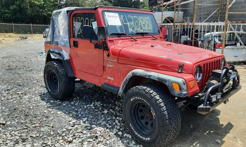 Radiator LHD Fits 97-06 WRANGLER 467944