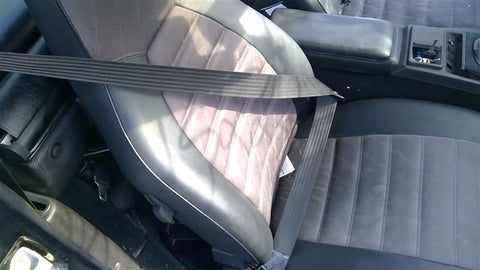 924       1988 Seat Belt Front 462509