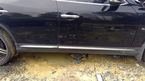 QX50      2017 Rocker Panel Moulding 463179