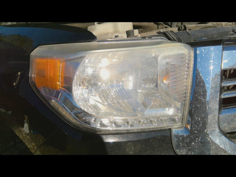 Passenger Right Headlight Without Leveling Fits 1416 TUNDRA 4720700