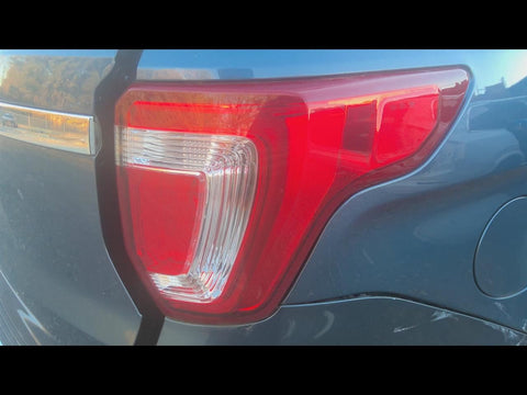 Passenger Tail Light Without Police Package Fits 1619 EXPLORER 4716570