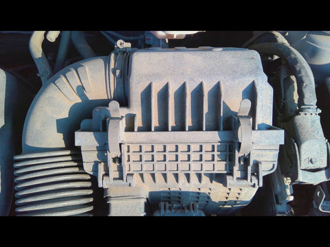 Air Cleaner 2.4L Canada Emissions Fits 1316 SANTA FE 4725090