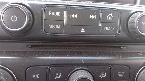 Audio Equipment Radio Audio Disc Player Opt TG5 Fits 1519 ESCALADE 4573300