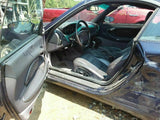 911       1999 Front Seat Belts 307069