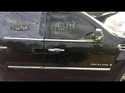 Passenger Right Front Door Thru 11/14/10 Fits 07-11 ESCALADE 330167