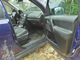 LR2       2011 Door Trim Panel, Front 321994