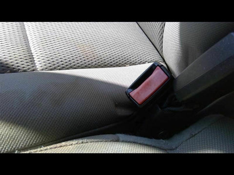 Seat Belt Front Bench 40/20/40 Passenger Fits 04-06 FORD F150 PICKUP 300878