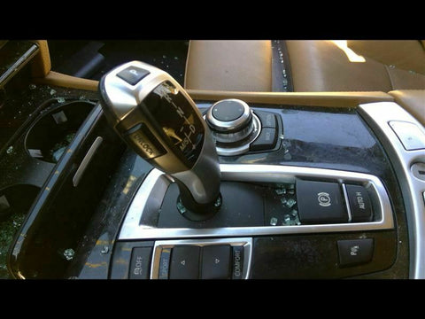 750I      2012 Transmission Shift Assembly 318326