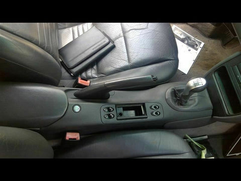 911       1999 Console, Front 307058