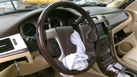 ESCALADE  2010 Steering Wheel 346379bag not included