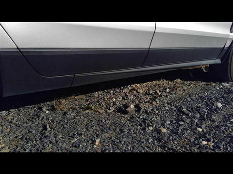 SRX       2012 Rocker Panel Moulding 316566