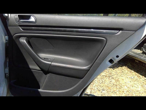 JETTA     2014 Door Trim Panel Rear 324573