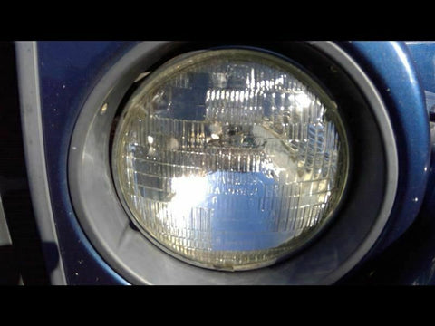 Driver Left Headlight Sealed Beam Fits 97-06 WRANGLER 317972