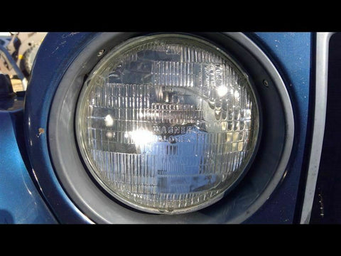 Passenger Right Headlight Sealed Beam Fits 97-06 WRANGLER 317971