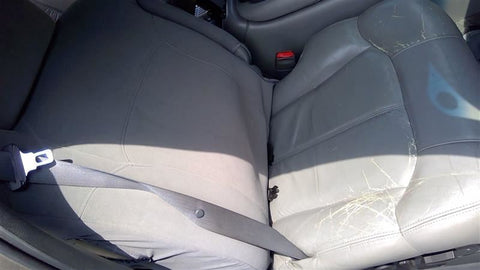 SUBURBN15 2001 Front Seat 353568