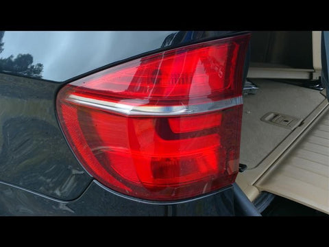 L TAIL LIGHT QUARTER PANEL MOUNTED FITS 11-13 BMW X5 272504