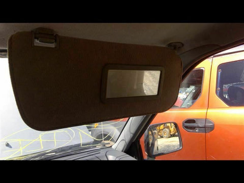 TNISSAN   1996 Sun Visor 300479