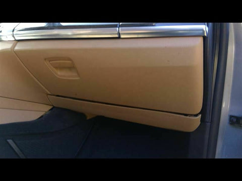 750I      2012 Glove Box 318289