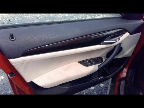 X1        2015 Door Trim Panel, Front 292477