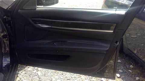 750I      2015 Front Door Trim Panel 339106