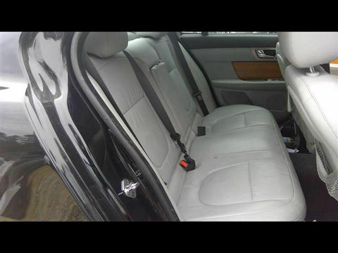 XF        2009 Seat, Rear 321909