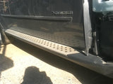 X5        2011 Running Board 277302  ONE SIDE ONLY!